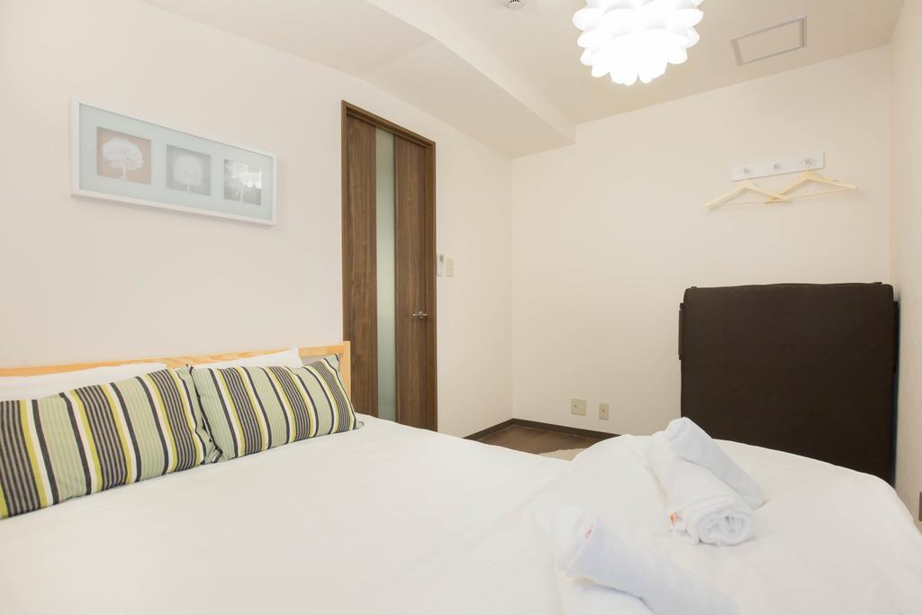 Appartement Sakuragawa House à Ōsaka Extérieur photo